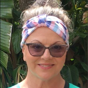 Meet your Posher, Lesa